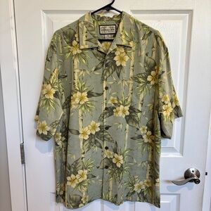 100% silk Hawaiian print shirt